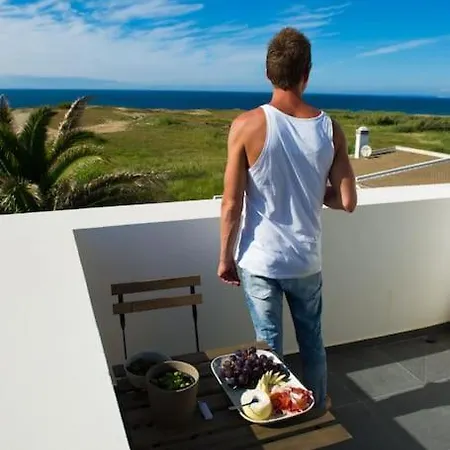 Сasa de vacaciones Amazing Modern House On The Sea! Ferrel (Leiria)
